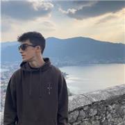 Studente di ingegneria aerospaziale con passione per la fisica